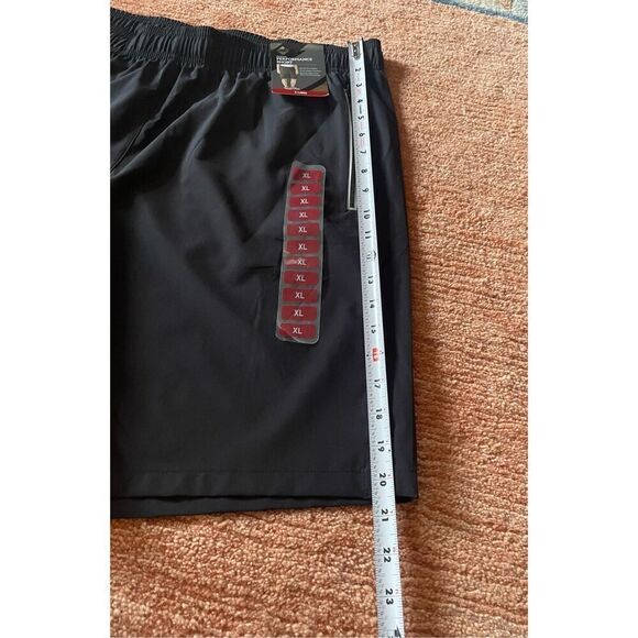 NWT Active PERFORMANCE Men’s Running Black Dual Zipper Pockets Stretch Fabric - Picture 5 of 8